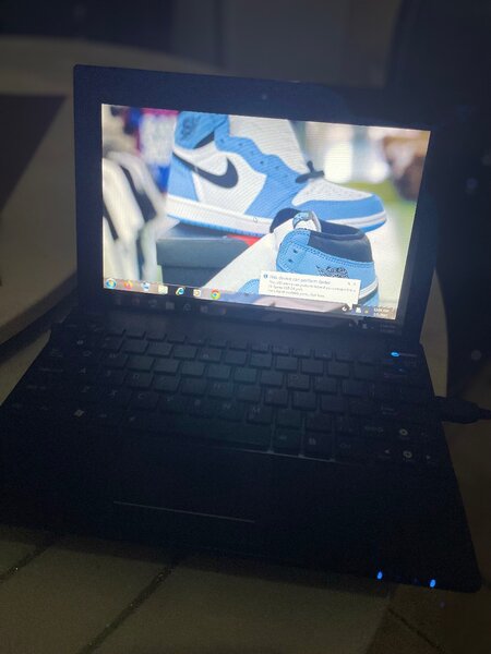 ASUS mini laptop