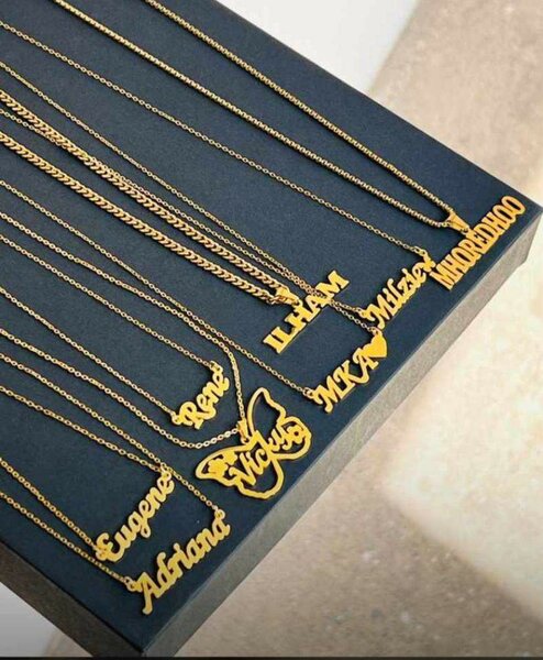 Customized necklace for ladies