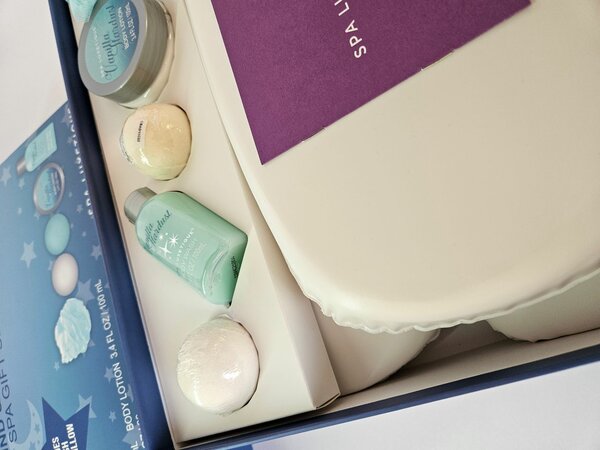 Бокс для ванны с подушкой