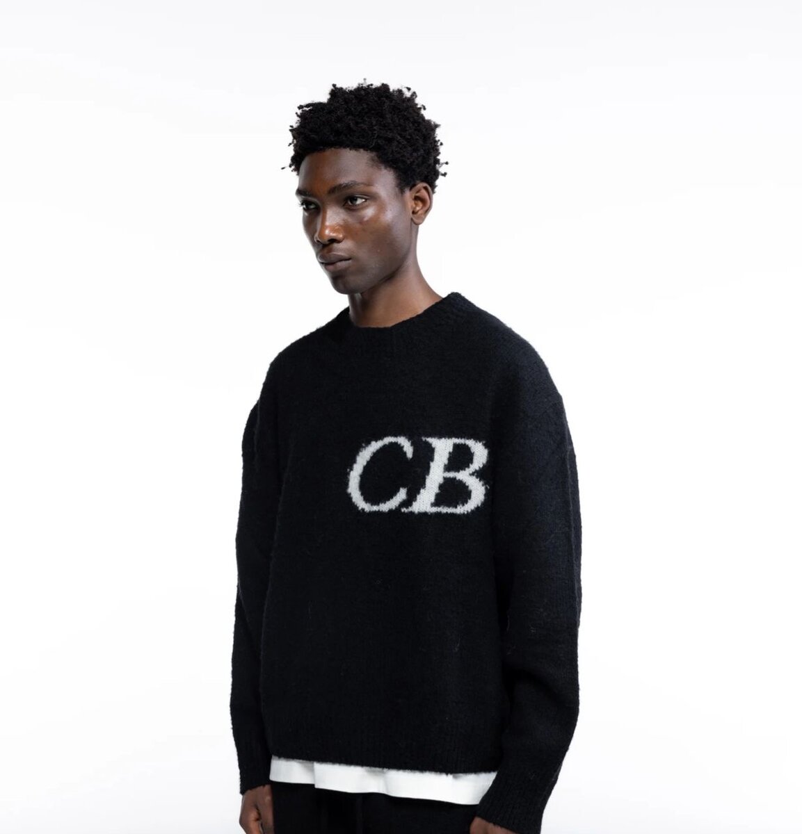 Pull en tricot avec motif CB