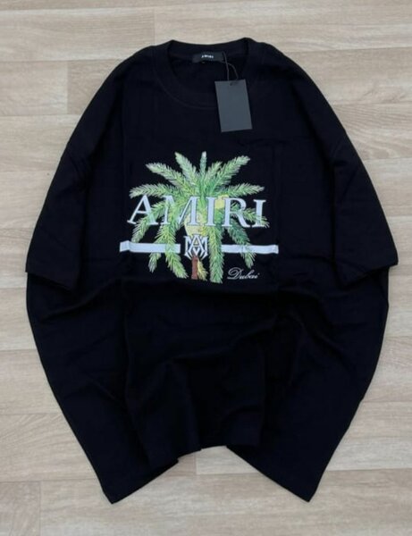 T-shirt graphique tendance