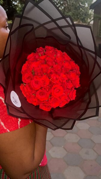 60 stems red rose bouquet