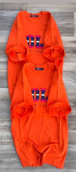 T-shirt orange imprimé