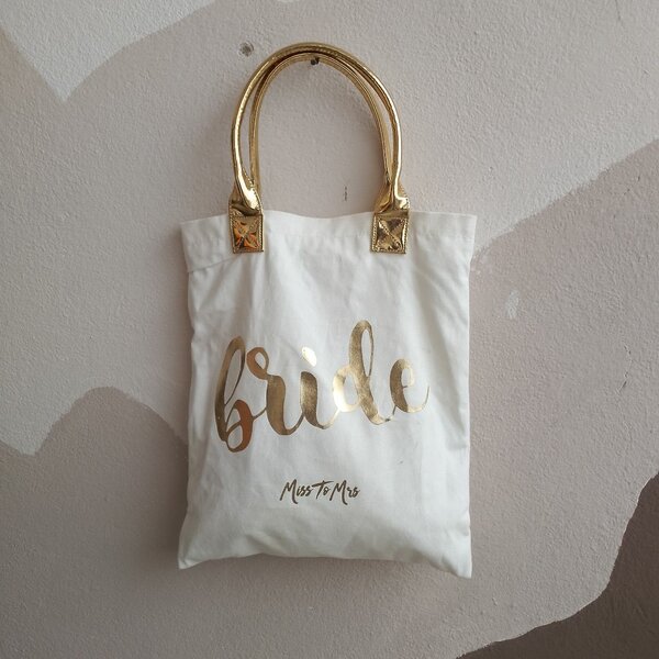 Sac Bride Miss to Mrs