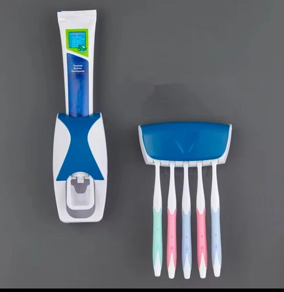 Distributeur automatique de dentifrice