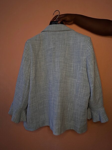 Veste en lin gris élégante