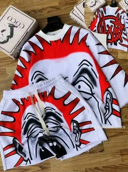 Ensemble Sweat et Short Graphique