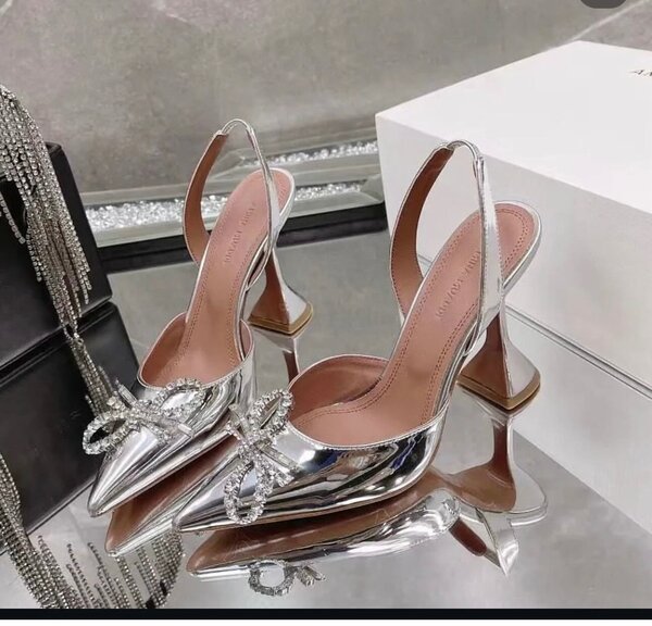 Pretty sling-back heel(Restocked)