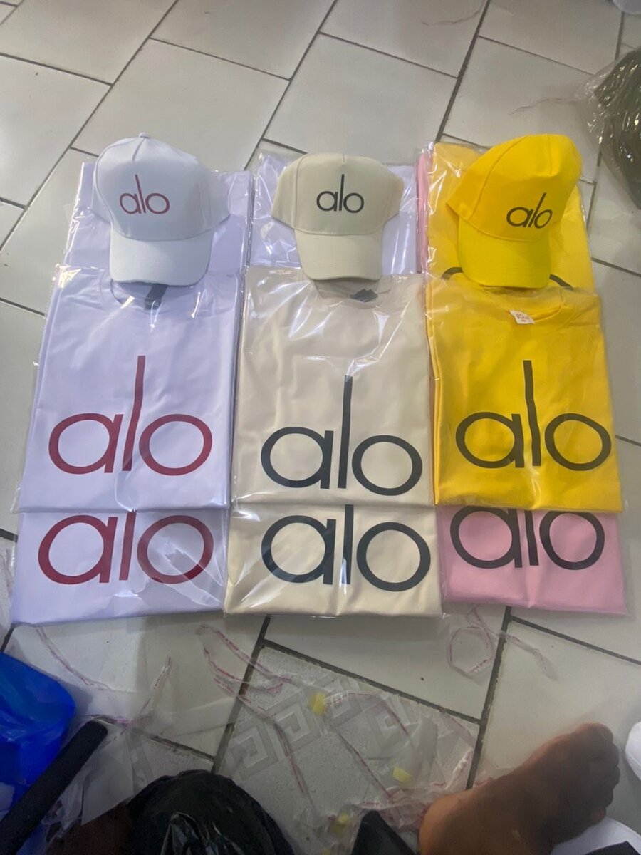 Casquettes et T-shirts Alo