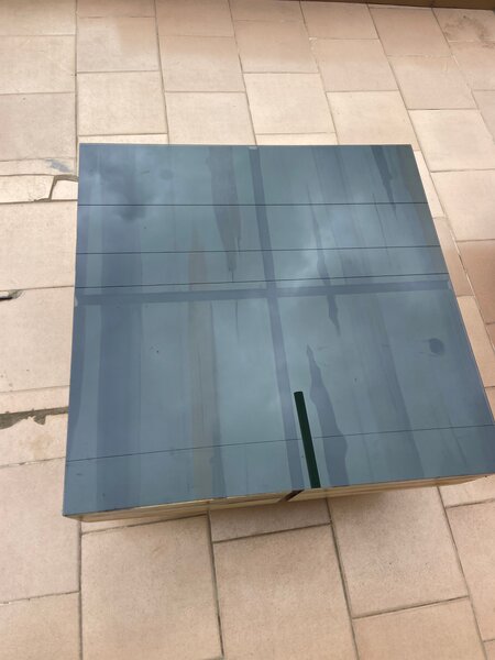 Table centrale en bois moderne