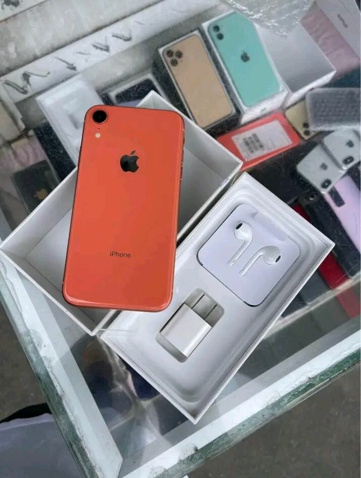 iPhone XR 64GB Orange