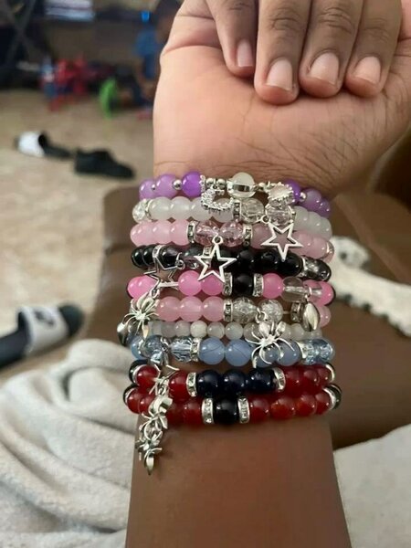 Bracelets en perles colorées