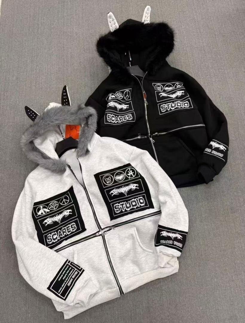 Veste à capuche avec motifs