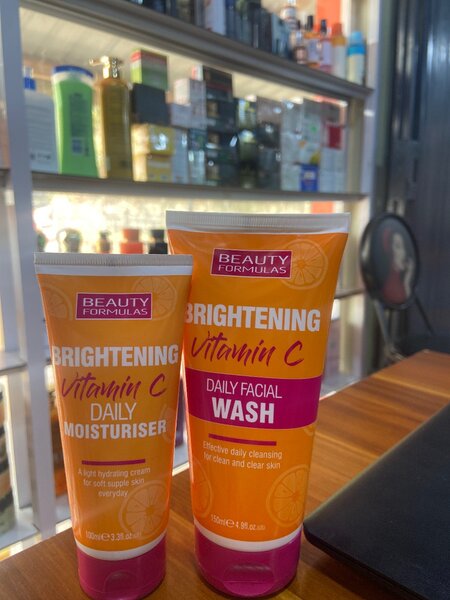 Beauty formulas Brightening Vitamin C facial wash and moistu