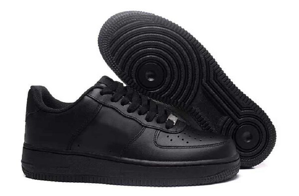 Nike Air Force 1 (Black)