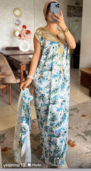 Caftan marocain fleuri