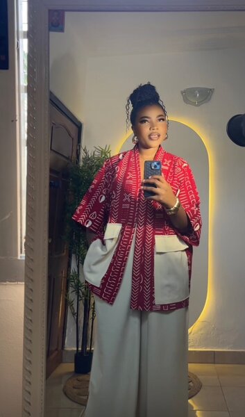 Kimonos modernes en motifs vibrants