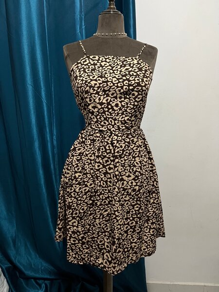 Robe à imprimé léopard (L)