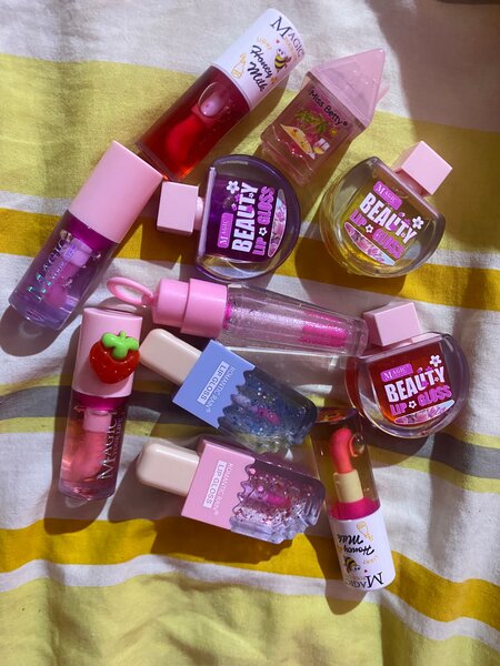 Collection de gloss à lèvres
