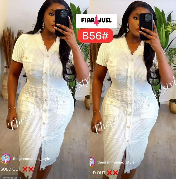 Robe blanche tricoté en fente