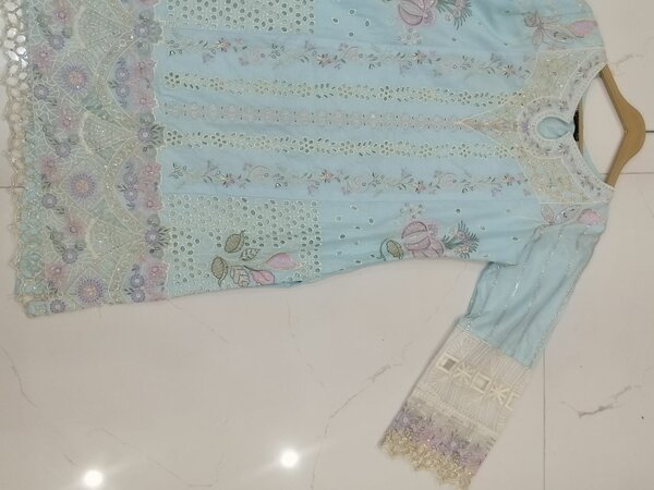 Lawn 3 pc Embroidered Dress