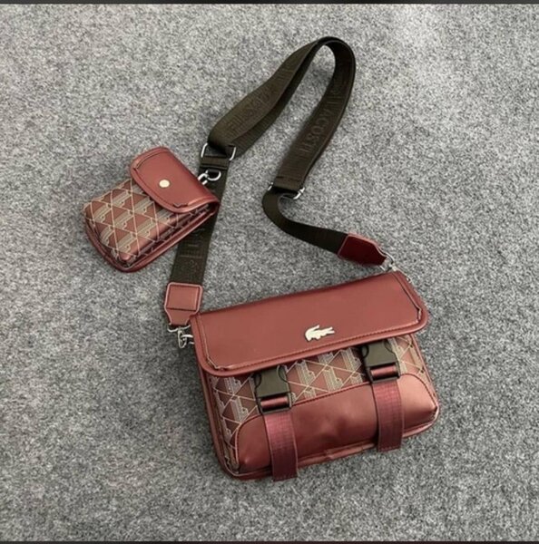 Sacoche Lacoste élégante