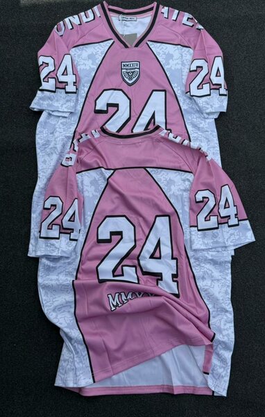 Maillot de sport numéro 24