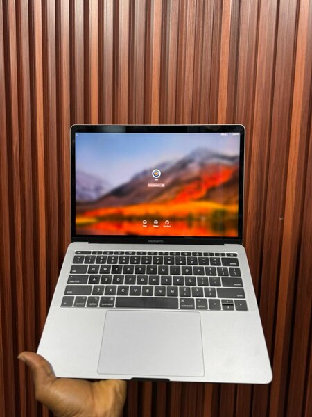 2017 MACBOOK PRO