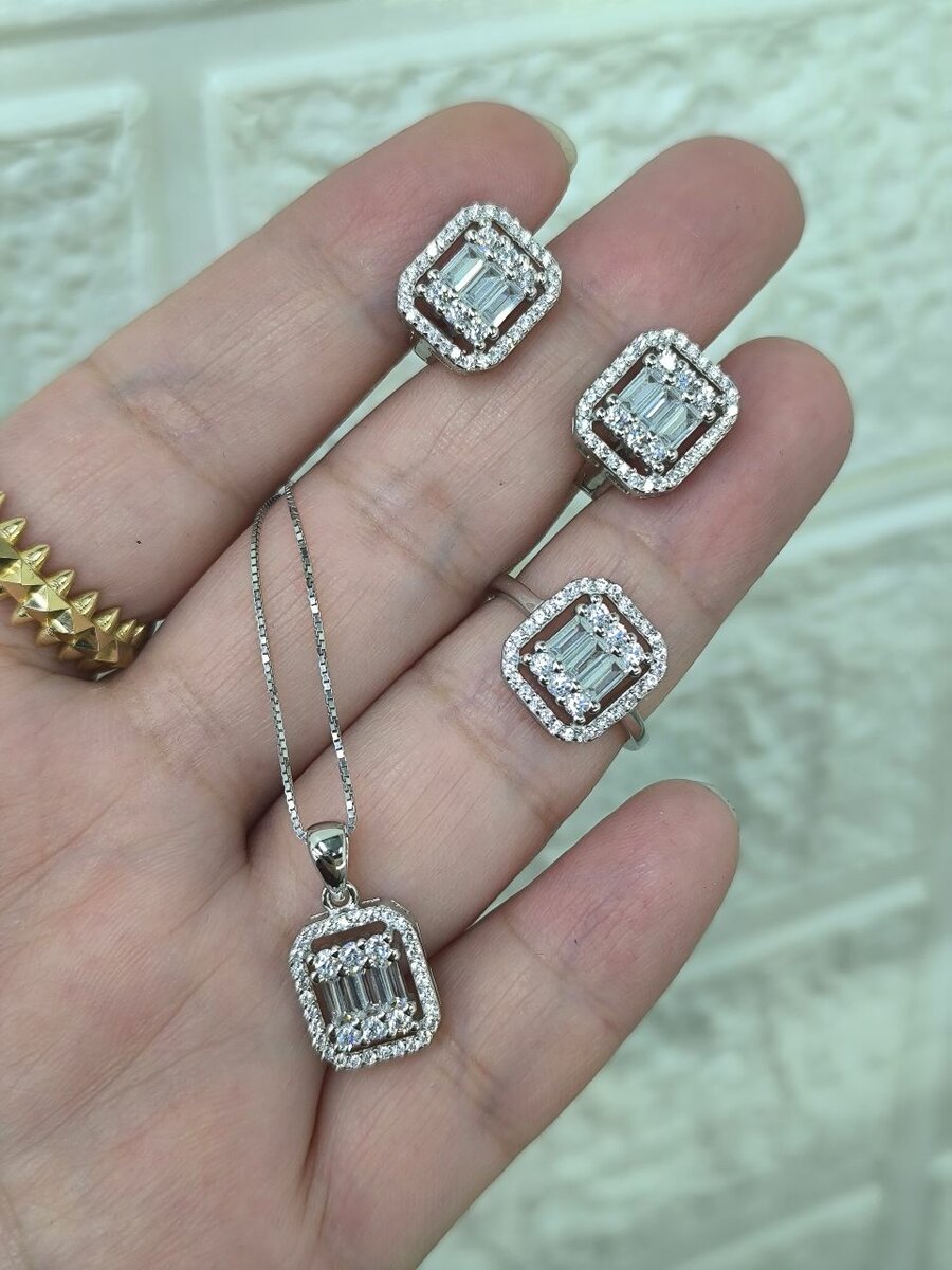 Серебряный Комплект