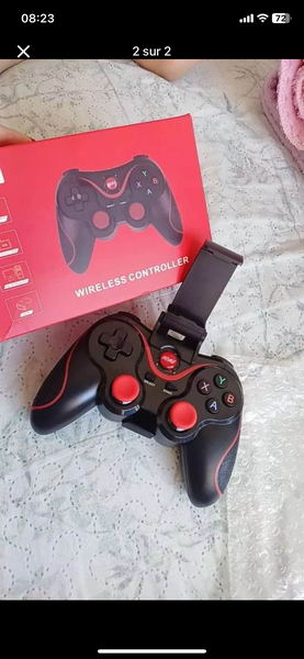 Manette de jeu sans fil