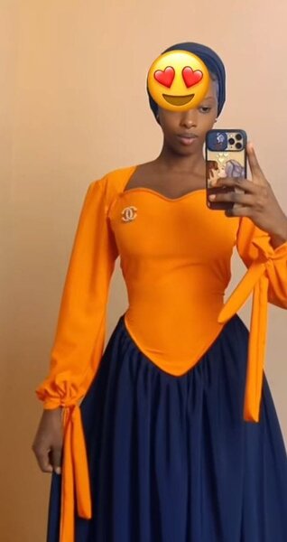 Ensemble robe Chanel élégante pour femme