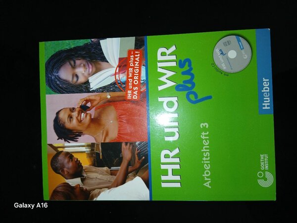 Livre d'Allemand Hueber A1