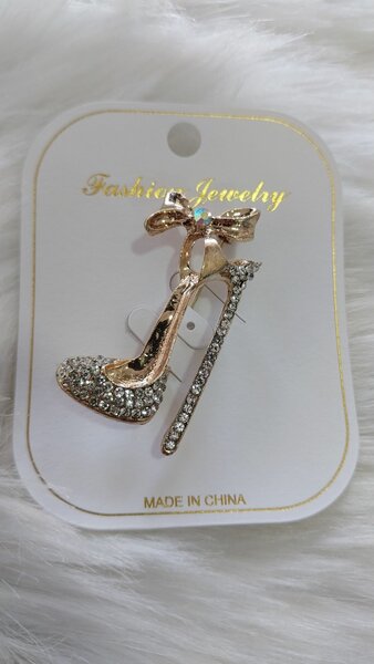 Rhinestone Brooches