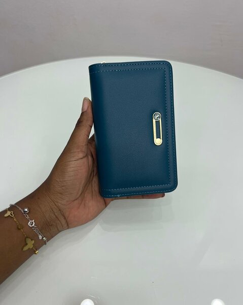 Mini portefeuille en cuir bleu