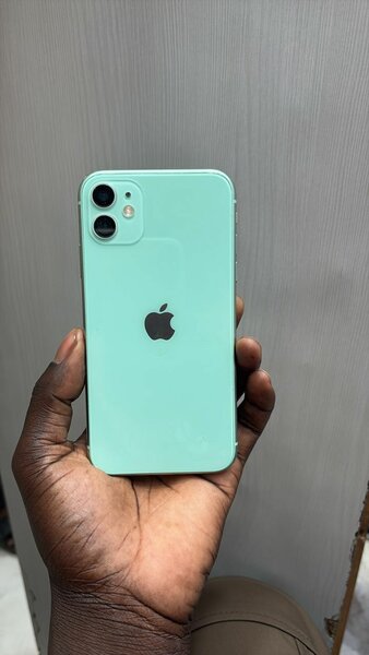 iPhone 11 Vert 64Go