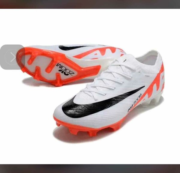 Chaussure paire de marque