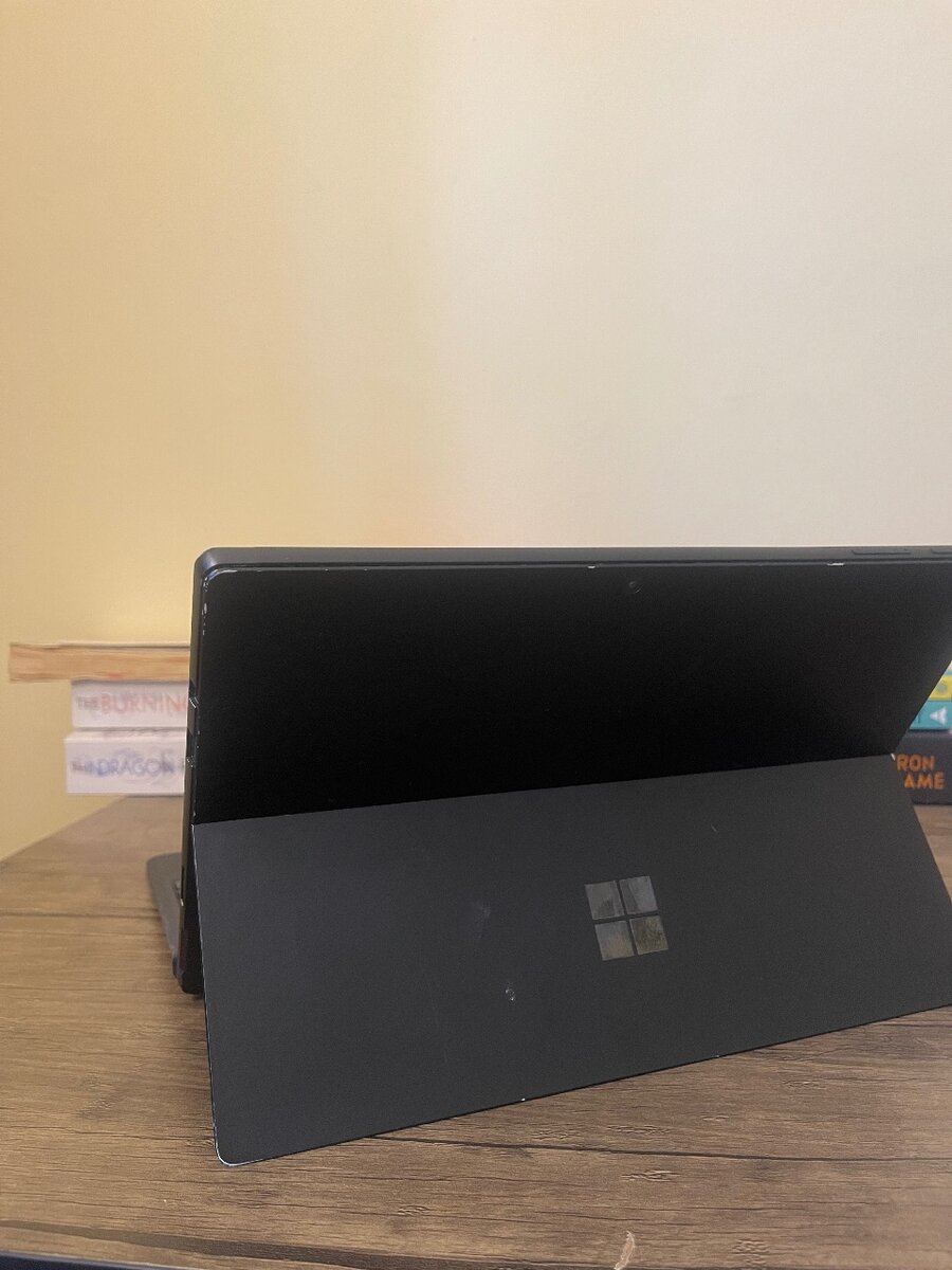 Microsoft Surface Pro 6 | 2-in-1 Laptop + Tablet | Core i7