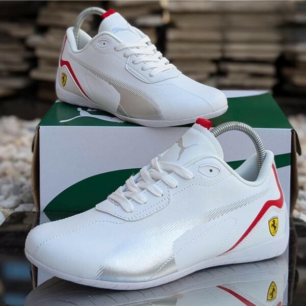 Baskets Puma en blanc