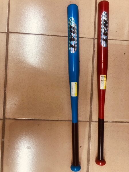 Professional baseball bat