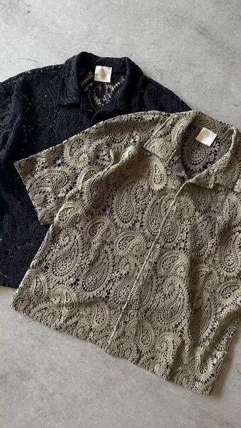 Chemise en dentelle ajourée