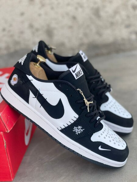 Nike zion noir blanc