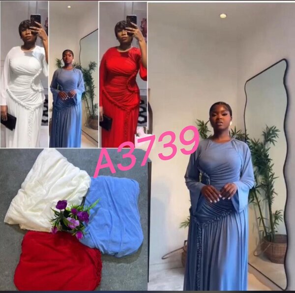 Robe élégante longue plissée