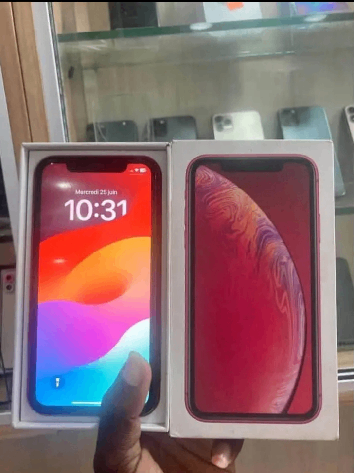 iPhone XR Rouge Débloqué