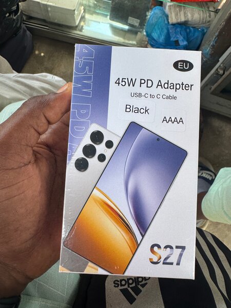 S27 Adaptateur USB-C 45W