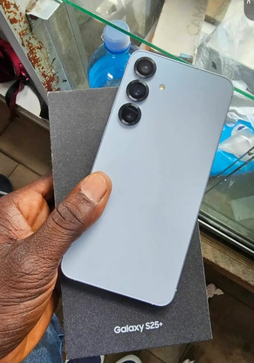 Samsung Galaxy S25+ Smartphone