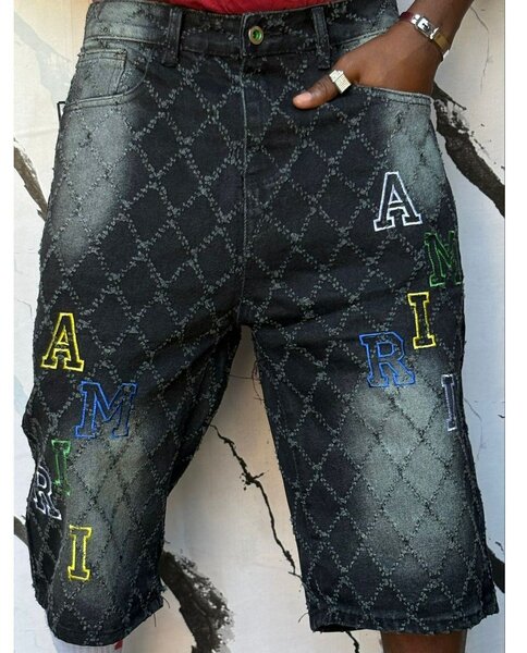 Shorts en jean déchirés stylés