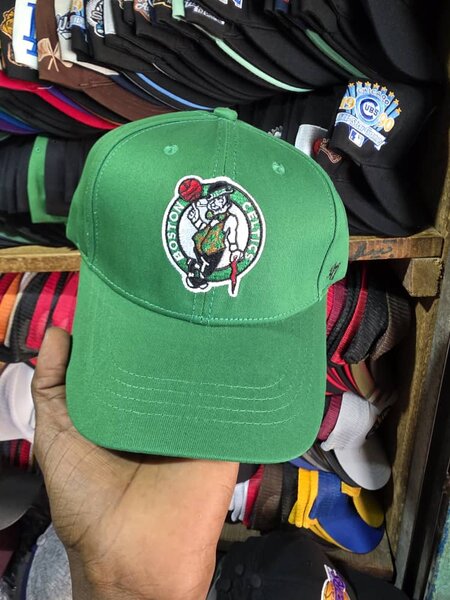 Casquette verte NBA