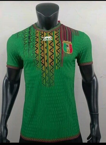 T-shirt ethnique style africain