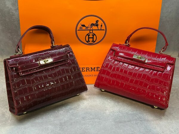 Лакированные HERMES