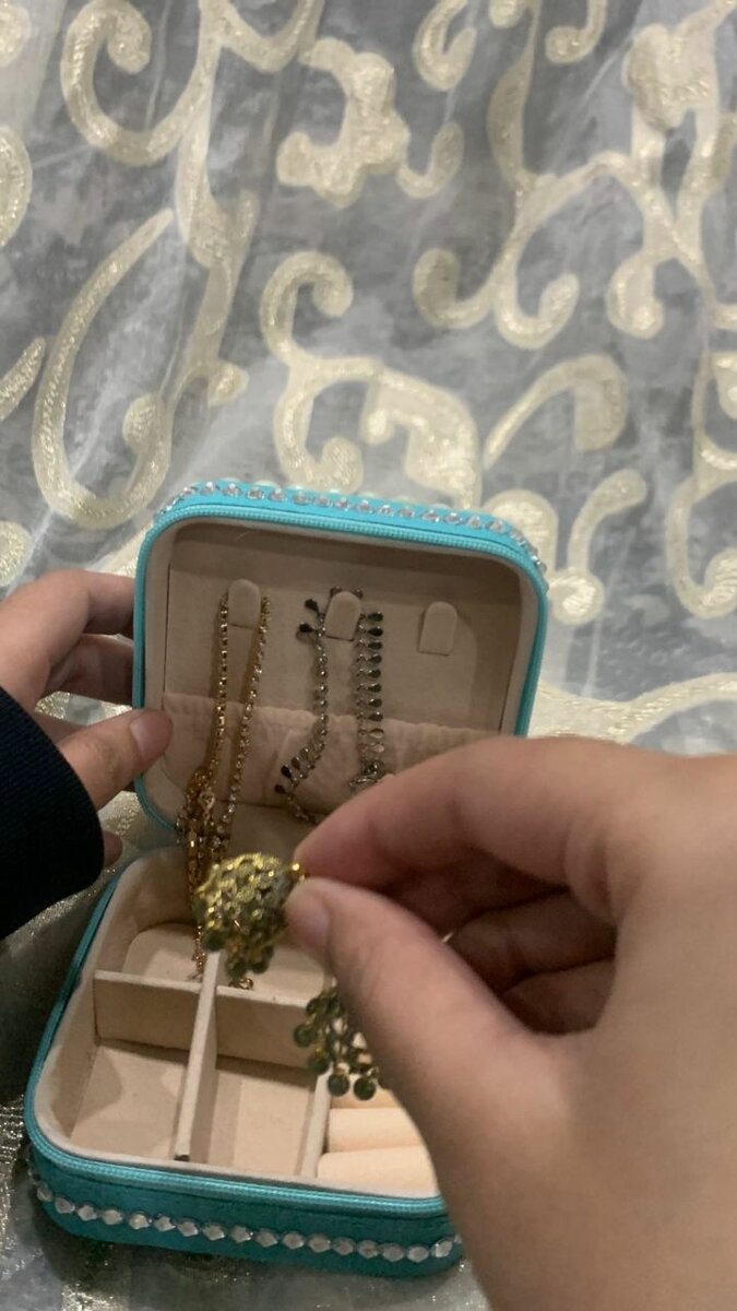 Mini jewellery box